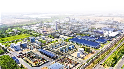 宁夏瑞泰科技股份有限公司厂区。本报记者 王文革 摄